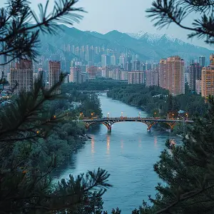 济南大学朱自清简介资料